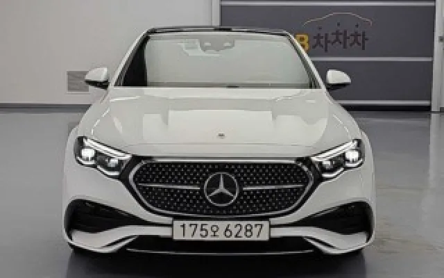 인천저신용자중고차할부 E-클래스 W214 E300 4MATIC 매물 사진 20 - 2025/08 1,142km