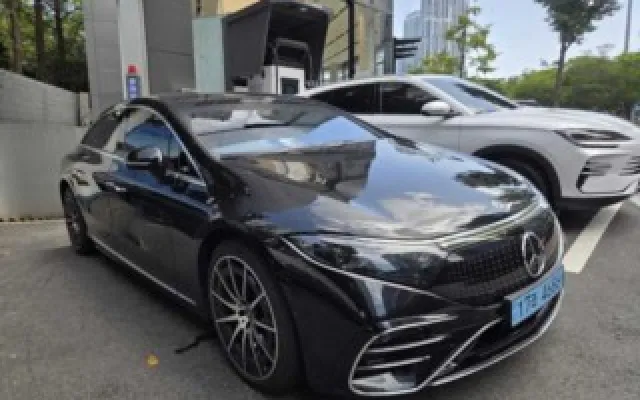 인천저신용자중고차할부 EQS V297 EQS 450 4MATIC 매물 사진 11 - 2023/09 36,000km
