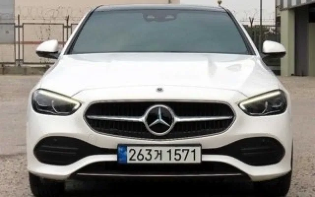 인천저신용자중고차할부 C클래스 W206 C200 4MATIC 아방가르드 매물 사진 1 - 2022/04 56,975km
